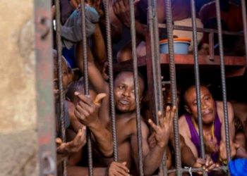 Umubare w’abagore bahohotewe ubwo imfungwa zaraswaga muri gereza ya Makala, wamenyekanye.