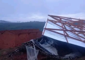 Imvura yaguye mu misozi y’i Mulenge yishe abantu inangiriza n’ibintu.