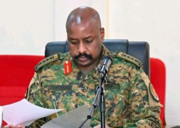 Umugaba w’ingabo za Uganda yahawe gasopo na Leta Zunze Ubumwe z’Amerika.