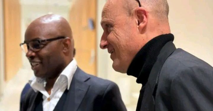 Charles Onana uzwiho gupfobya genocide yakorewe Abatutsi mu Rwanda yageze mu rukiko.