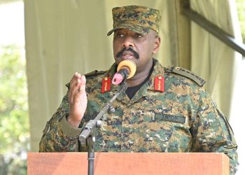 Gen Muhoozi yahishyuye impamvu Amerika itamutera ubwoba.