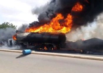 Muri Nigeria Impanuka idasanzwe yahitanye abarenga 150.