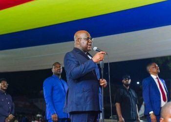 Perezida Tshisekedi wa RDC yabwiwe ko ari gukina n’umuriro.