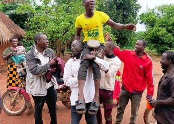 Uganda: Uwari umaze iminsi apfuye yongeye kugaragara mu ruhame ari muzima.