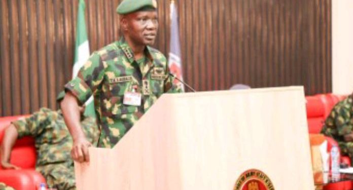 Muri Nigeria haravugwa amakuru y’urupfu rw’umugaba mukuru w’ingabo z’iki gihugu.