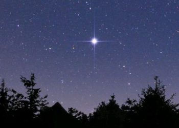 Hejuru mu kirere cya Minembwe hagaragaye ibyiswe igitangaza gusura ibyenda kuba.