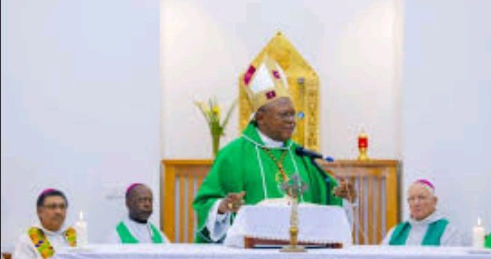 Karidinali Ambongo uri i Kigali mu Rwanda, yagize icyo asaba u Rwanda, RDC n’u Burundi.