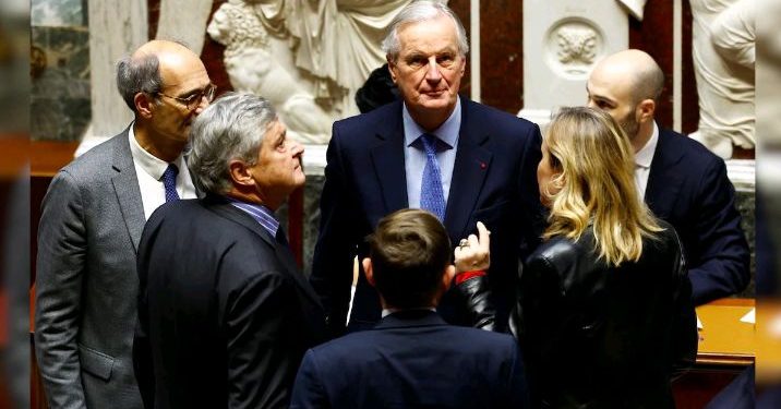 Minisitiri w’intebe w’u Bufaransa umaze amezi atatu ashyizweho, ibye byabayemo impaka.