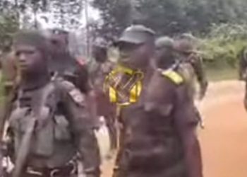 Twirwaneho yirwanyeho, irasa FARDC, maze  ishwiragira mu Bisambu.