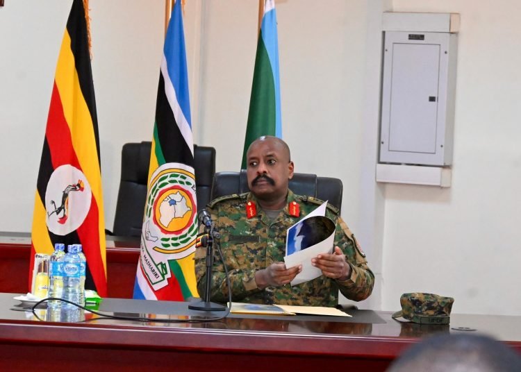 Gen.Muhoozi yatanze ubutumwa nyuma y’aho M23 yigaruriye umujyi wa Goma.