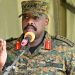 Uganda: Gen Muhoozi yavuze ku musirikare ufite ipeti rya Lieutenant wiyahuye.