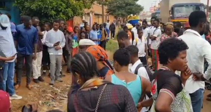 Umusirikare uri mu barinda perezida Tshisekedi yafashwe yiba.