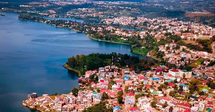 Kera kabaye, basabwe guhunga bakava i Kinshasa n’i Bukavu.