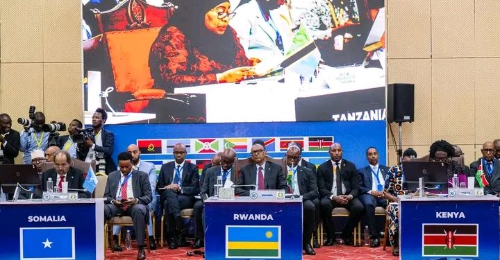 Iby’inama ya EAC na SADC i Dar es Salaam muri Tanzania.