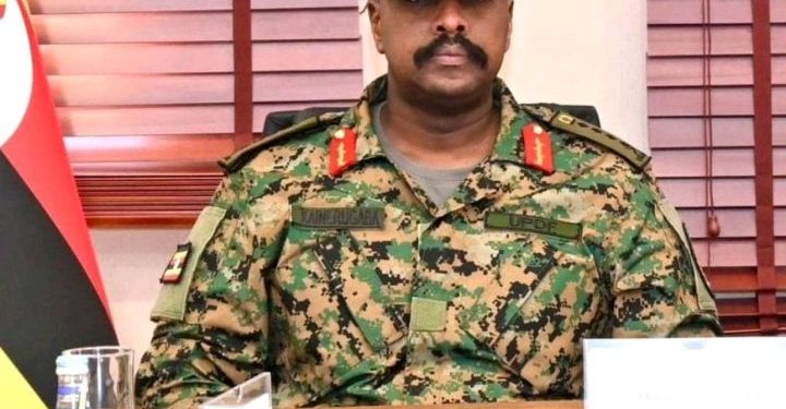 Byakaze, Muhoozi yahishuye ko ingabo ze, zigiye gufata intara imwe yo muri RDC.