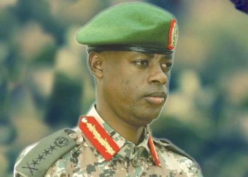 Amerika yafatiye ibihano James Kabarebe na Lawrence Kanyuka.