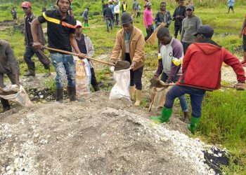 Umuganda udasanzwe wakorewe ku kibuga cy’indege cya Minembwe.