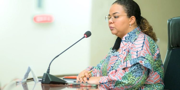 Icyo minisitiri w’ubanye n’amahanga wa RDC yatangaje kubyo guhagarika ibitero kuri m23.
