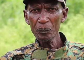 Umunyamulenge ukuze yasubiye mu gisirikare kugira ngo yifatikanye n’abandi kurwanya ubutegetsi bw’i Kinshasa.