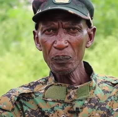 Umunyamulenge ukuze yasubiye mu gisirikare kugira ngo yifatikanye n’abandi kurwanya ubutegetsi bw’i Kinshasa.