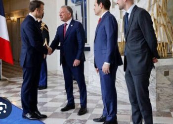 Amerika n’u Burayi byaba bigiye kurangiza intambara muri Ukraine.