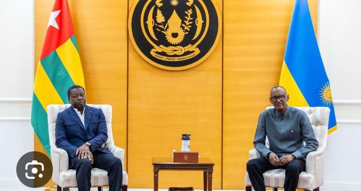 Perezida Kagame yakiriye umuhuza ku kibazo kiri hagati y’u Rwanda na Congo, hamenyekana n’icyo ibiganiro byabo byibanzeho.