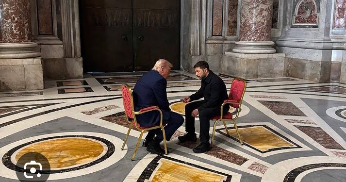 Perezida Trump na mugenzi we Zelensky bagiranye ikiganiro kidasanzwe.