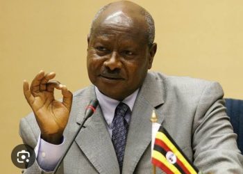 Perezida Museveni yagaragaje utuma intambara itarangira muri Ukraine.