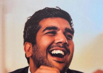 Urupfu rw’uwari umuherwe rwashenguye abaturage ba Uganda.