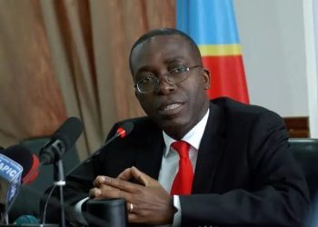 Uwahoze ari minisitiri w’intebe muri RDC yahamijwe kunyereza akayabo k’amafaranga, bituma akatirwa gufungwa.