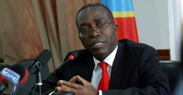 Uwahoze ari minisitiri w’intebe muri RDC yahamijwe kunyereza akayabo k’amafaranga, bituma akatirwa gufungwa.