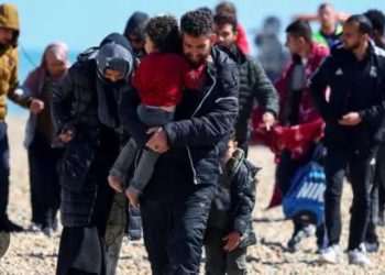 Abimukira bazibwiriza gutaha bava muri Amerika, basezeranyijwe guhabwa agatubutse.