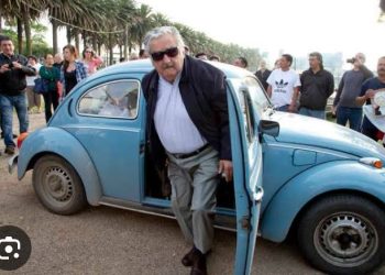 Ubayeho perezida ariko aba umukene kurusha abandi yapfuye.