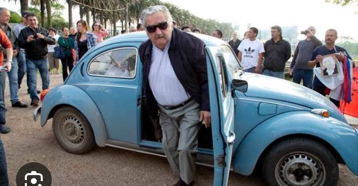 Ubayeho perezida ariko aba umukene kurusha abandi yapfuye.