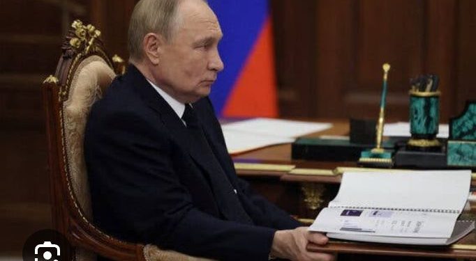 Putin yakoze igikorwa cyarakaje kubi Zelensky uwo bahanganye.