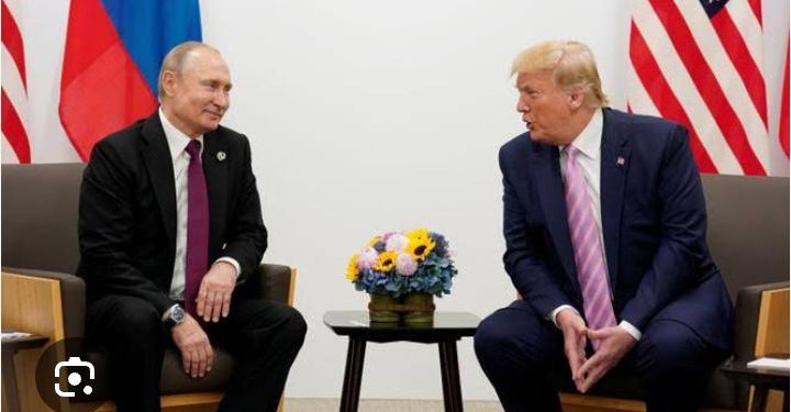 Perezida Trump yagiguye igitutsi gikaze atuka mugenzi we w’u Burusiya.