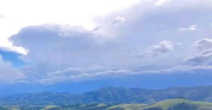 Abyukiye mu Rugezi ho mu misozi y’i Mulenge.