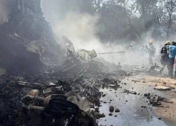 Indege ya Air India yaritwaye abantu yakoze impanuka ikomeye.