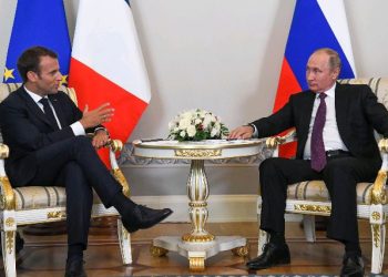 Intambara ibera muri Ukraine, yatumye perezida Macro avugana na Putin anamugaragariza uruhande ashyigikiye.