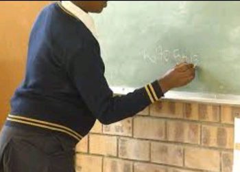 Icyo ubutegetsi bw’i Kinshasa bwakoze ku banyeshuri batwite.