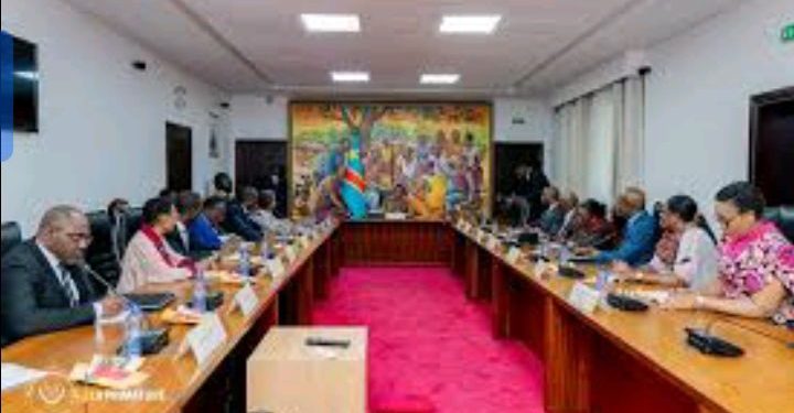 Abahuza babiri kubibazo bya RDC bageze i Kinshasa.