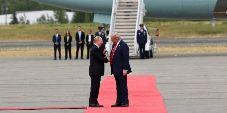 Perezida Trump yahuye na mugenzi we w’u Burusiya Putin.