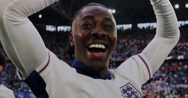 Arsenal Yegereje Kurangiza Ibiganiro ku Gufata Eberechi Eze muri Crystal Palace, Hasigaye Inzitizi Imwe