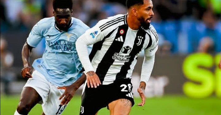 Douglas Luiz yiteguye gusubira muri Premier League.