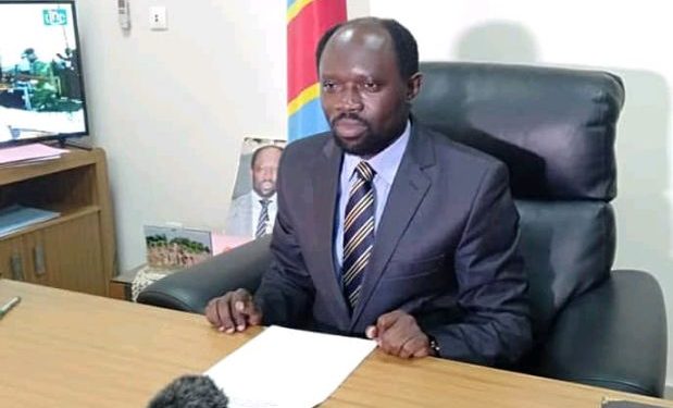 Uwigeze kuba minisitiri muri RDC akaba aheruka kwiyunga kuri AFC/M23 yagaragaye yambariye urugamba.