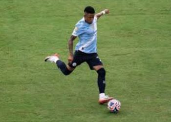 Tottenham Hotspur Irashaka Kugura Savinho – Inkuru y’Urugendo rwe mu Masezerano.