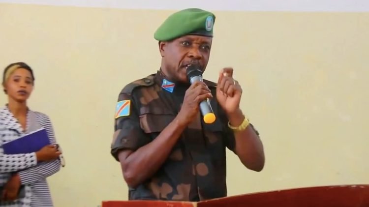 Yakutumba wihaye ipeti rya Gen yahaye Gen Gasita Gasopo