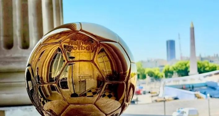 Uyu munsi haratangwa igihembo gikomeye ku isi cya Ballon d’Or –ni nde uzakucegukana