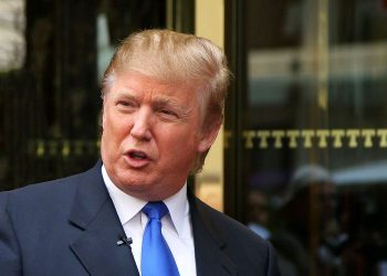 Perezida Trump yahinduye izina rya minisiteri y’ingabo avuga n’impamvu