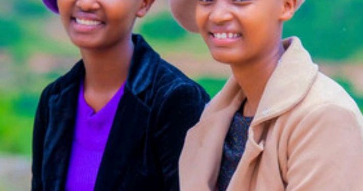 Vestine na Dorcas batangaje urugendo rwabo rwa mbere muri Canada